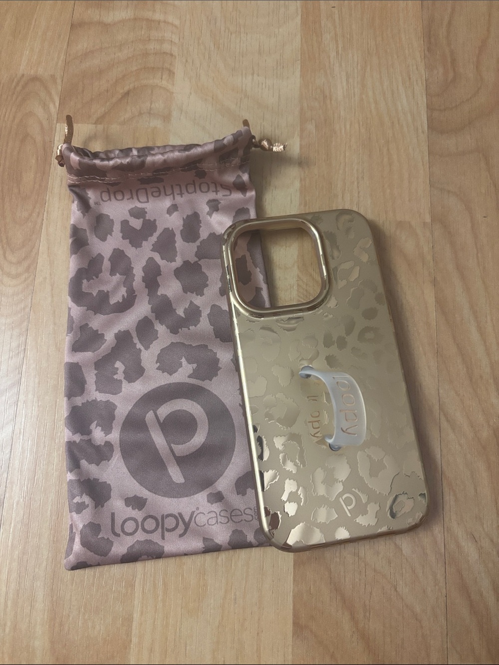 Loopy Case Gold Leopard Print iPhone Case with Loop Grip